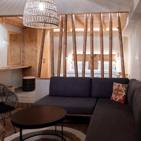 Theros By Agora Luxury Apartments In The Heart Of Heraklion Bagian luar foto