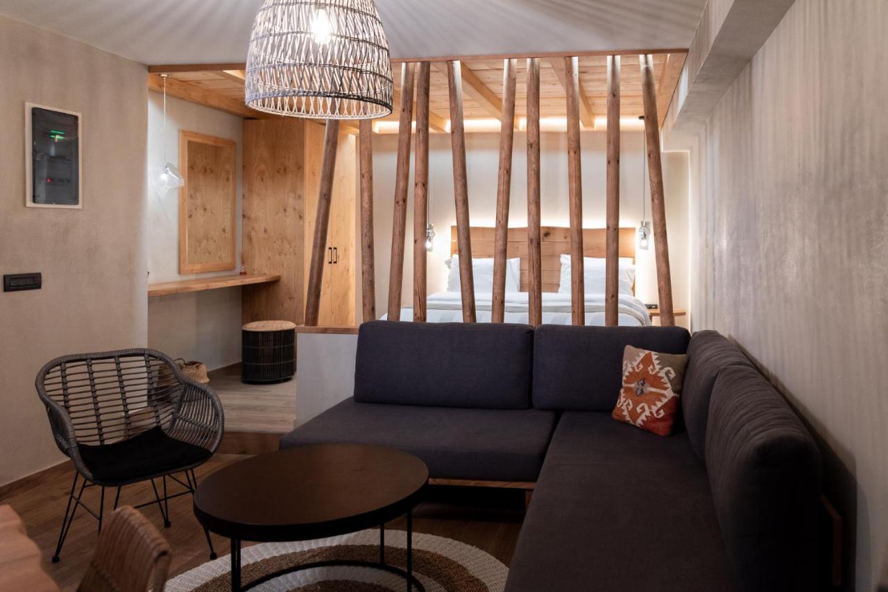 Theros By Agora Luxury Apartments In The Heart Of Heraklion Bagian luar foto