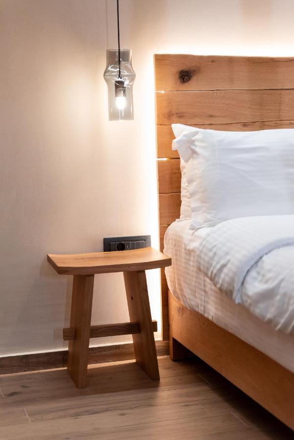 Theros By Agora Luxury Apartments In The Heart Of Heraklion Bagian luar foto
