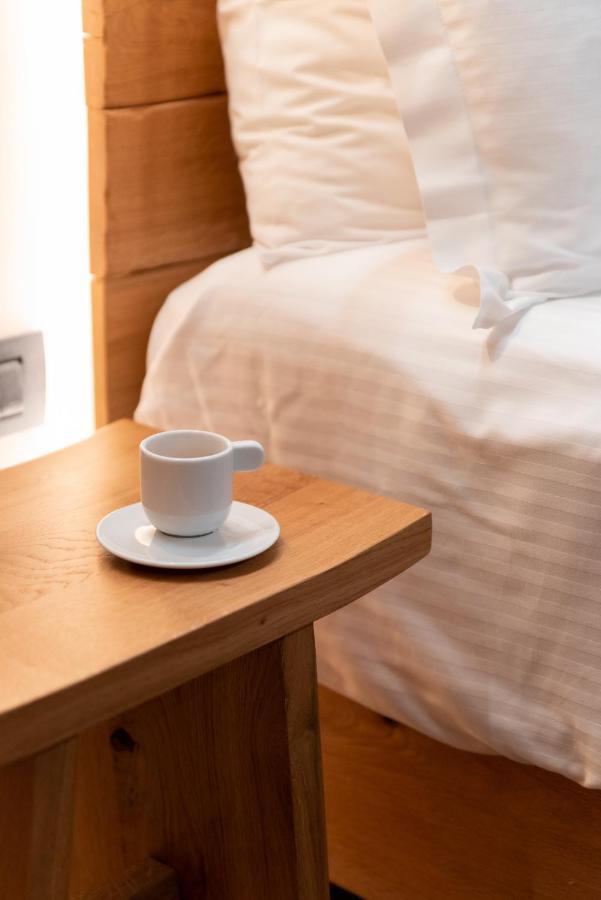 Theros By Agora Luxury Apartments In The Heart Of Heraklion Bagian luar foto