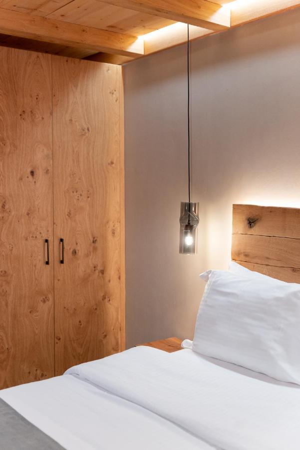 Theros By Agora Luxury Apartments In The Heart Of Heraklion Bagian luar foto